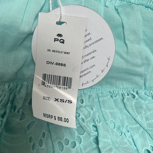 new with tags turquoise eyelet skirt - Picture 2 of 3